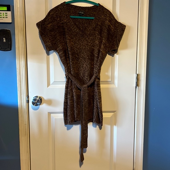 Brown belted sweater - Picture 1 of 4
